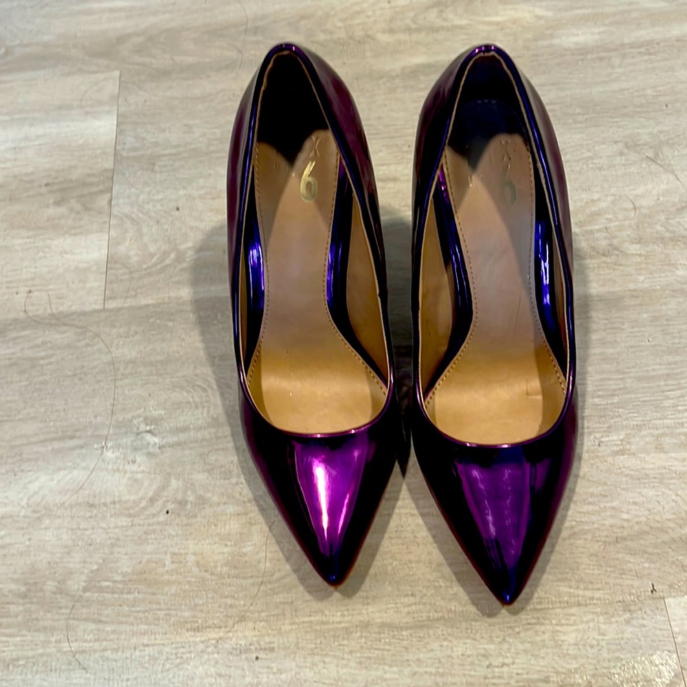 Purple 4 1/2 inch high heels